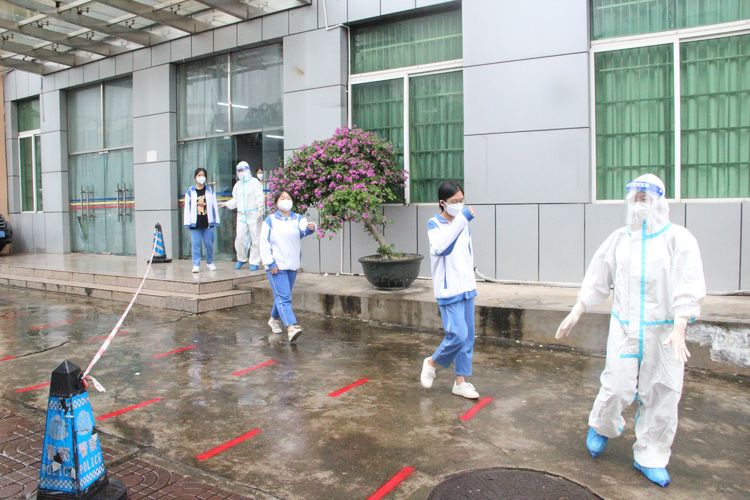 1665491586566048.jpg 2022年秋季开学疫情防控演练012.jpg